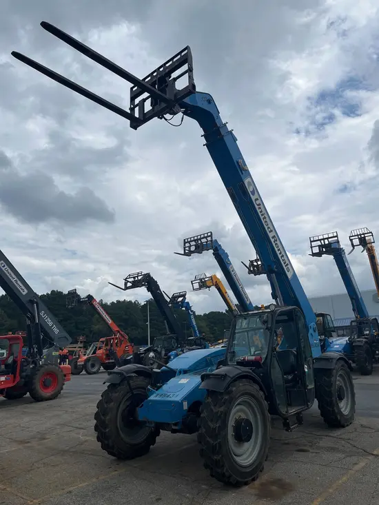 2017 Genie GTH-844D Forklift