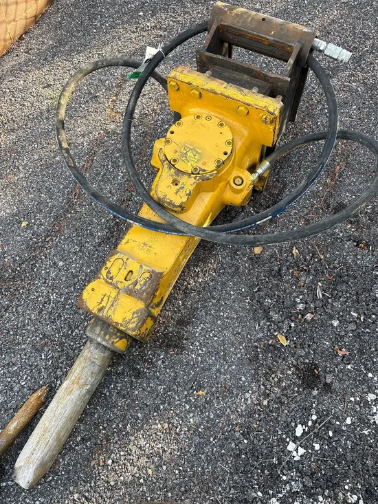 2021 Epiroc SB 452 Attachment