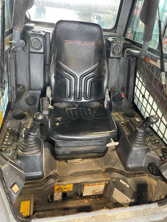 2019 Takeuchi TL10V2-CR Track Loader