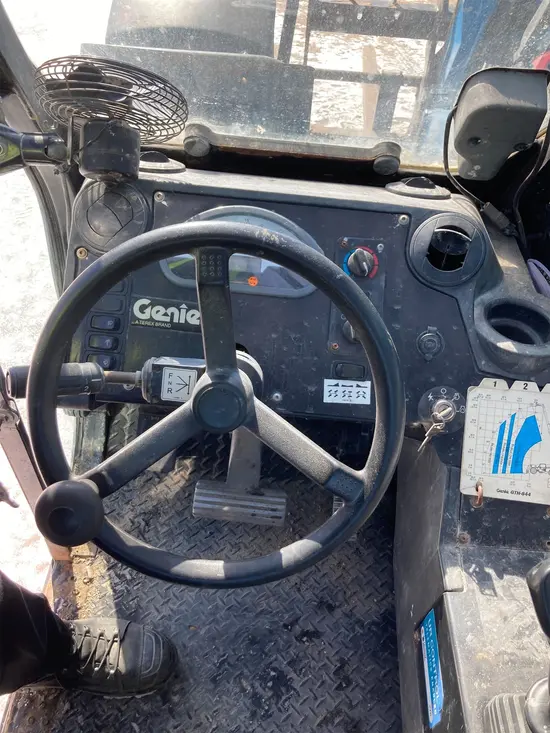 2015 Genie GTH-844 Forklift