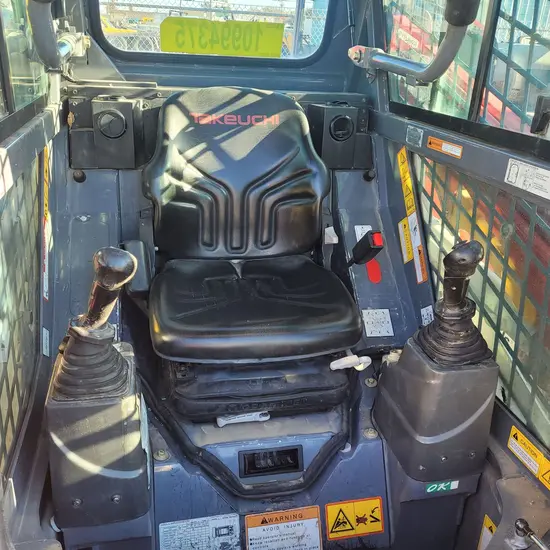 2019 Takeuchi TL6CR Track Loader