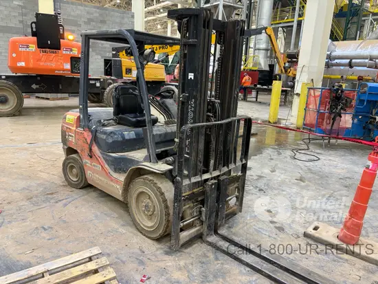 2017 Toyota 8FDU30 Warehouse Forklift