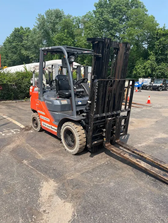 2019 Toyota 8FGU25 Warehouse Forklift