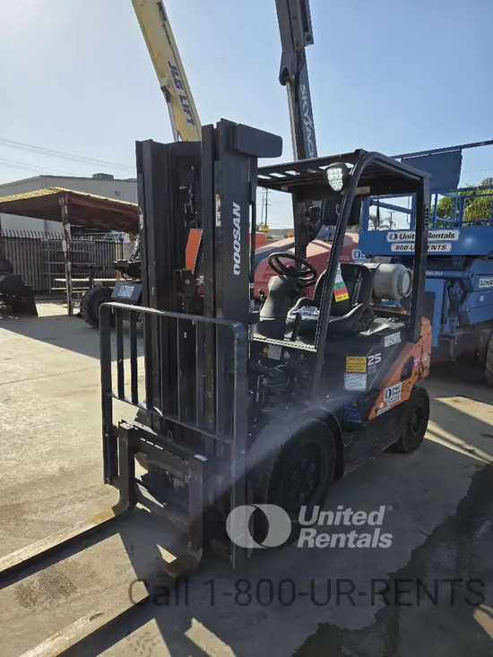 2022 Doosan G25P-7DF Warehouse Forklift