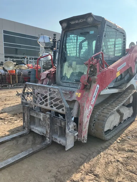 2021 Takeuchi TL10V2-CR Track Loader