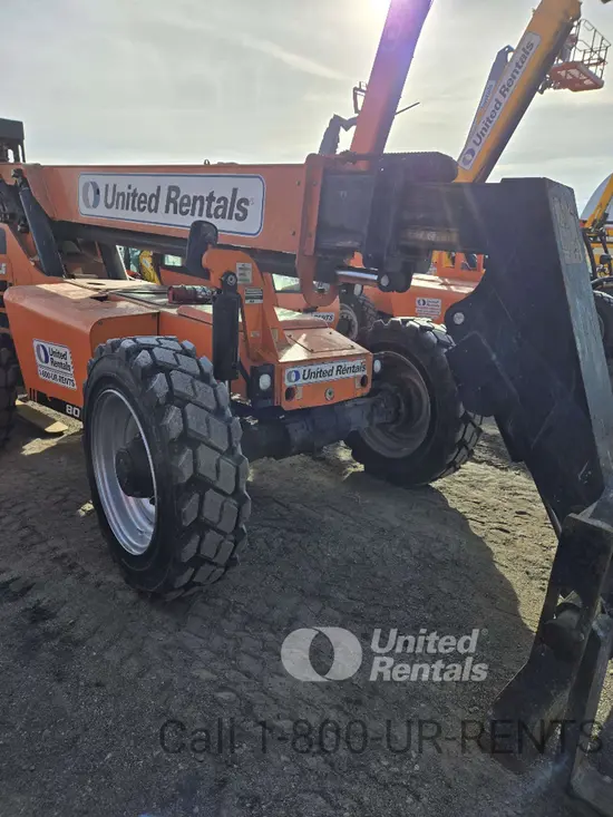2018 SKYTRAK 8042 Forklift