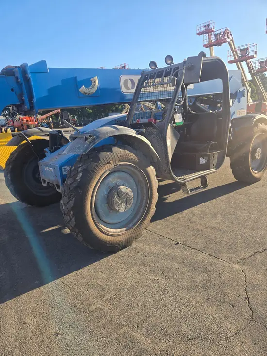 2016 Genie GTH-844 Forklift