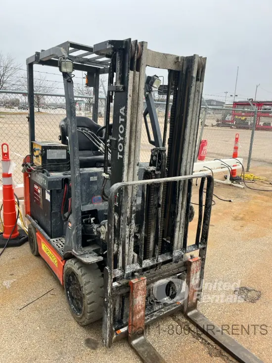 2018 Toyota 8FBCU25 Warehouse Forklift