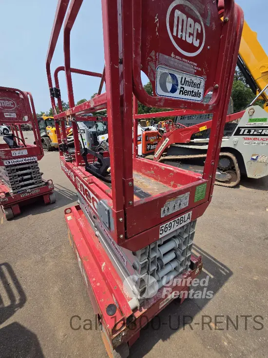 2018 MEC MICRO 19 Scissor Lift