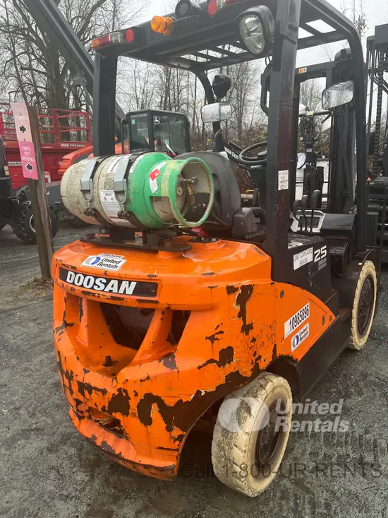 2019 Doosan G25P-7DF Warehouse Forklift