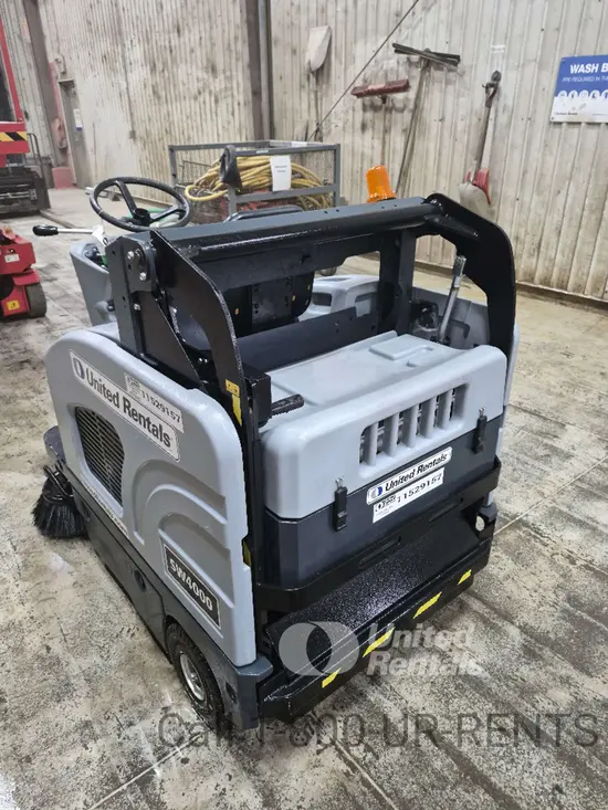 2022 Clarke SW4000 49 Sweeper