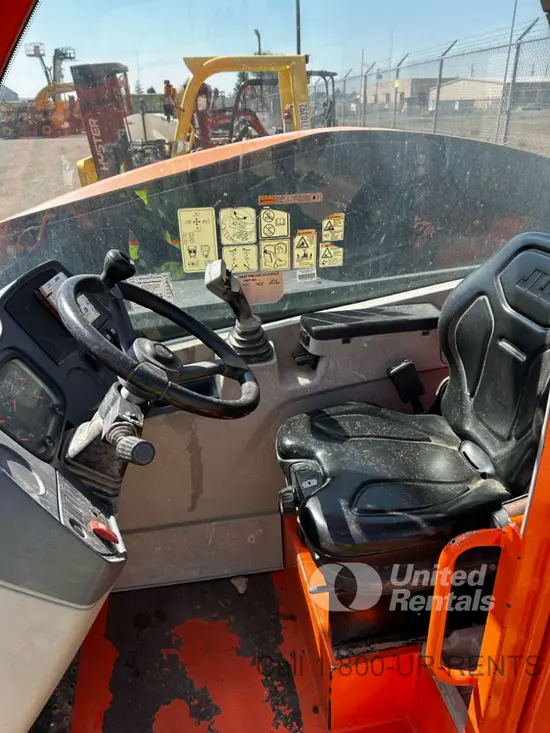 2016 JLG 1055 Forklift