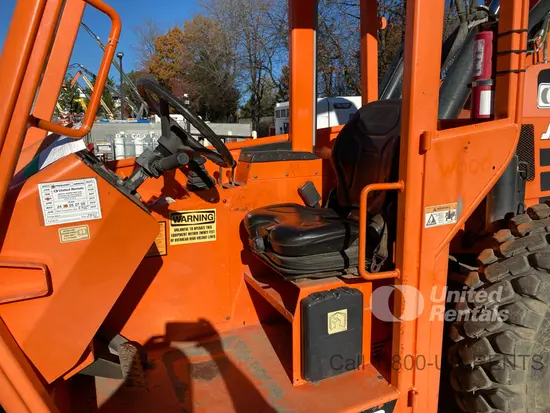 2017 SKYTRAK 8042 Forklift