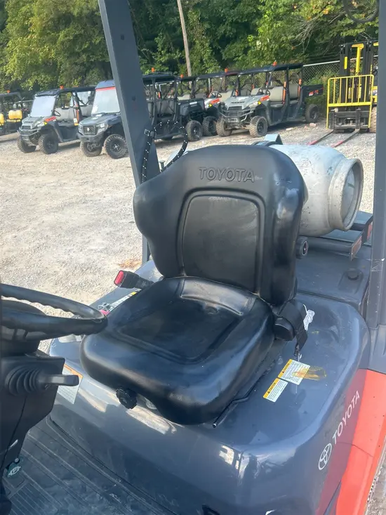 2020 Toyota 8FGU30 Warehouse Forklift