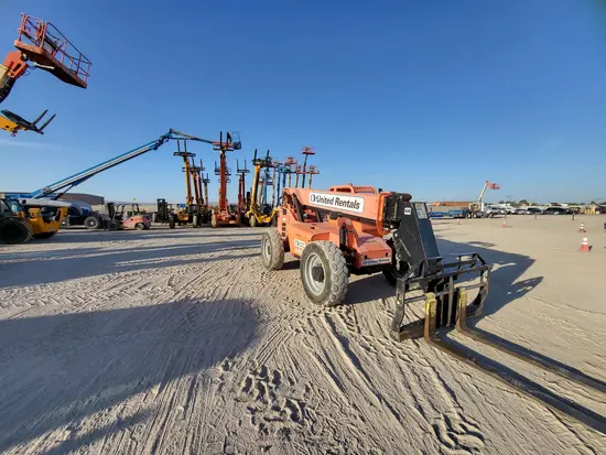 2016 SKYTRAK 6042 Forklift