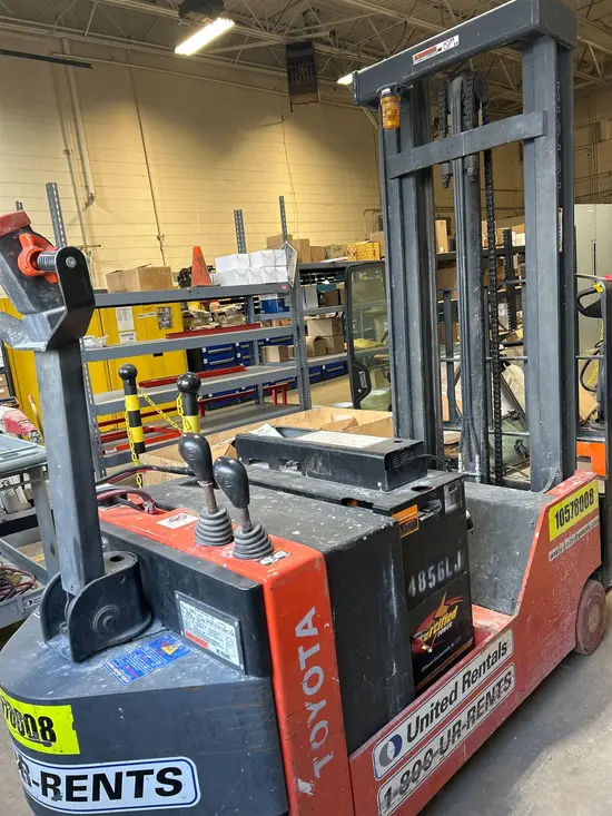 2017 Toyota 6BWC20 Warehouse Forklift