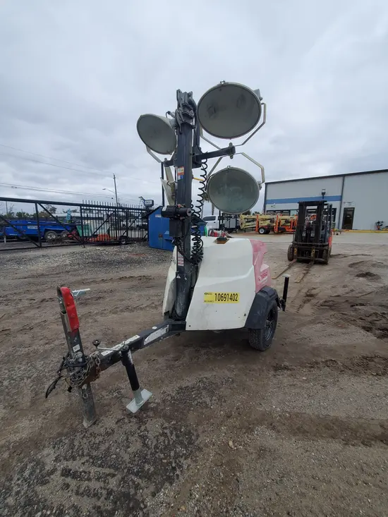 2017 Magnum Pro MLT6SM Portable Light Tower