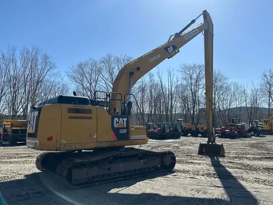 2015 CAT 326FL Excavator