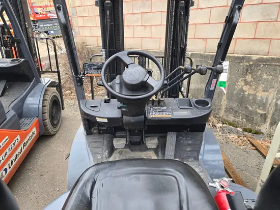 2019 Toyota 8FGU25 Warehouse Forklift