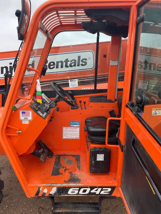 2018 SKYTRAK 6042 Forklift