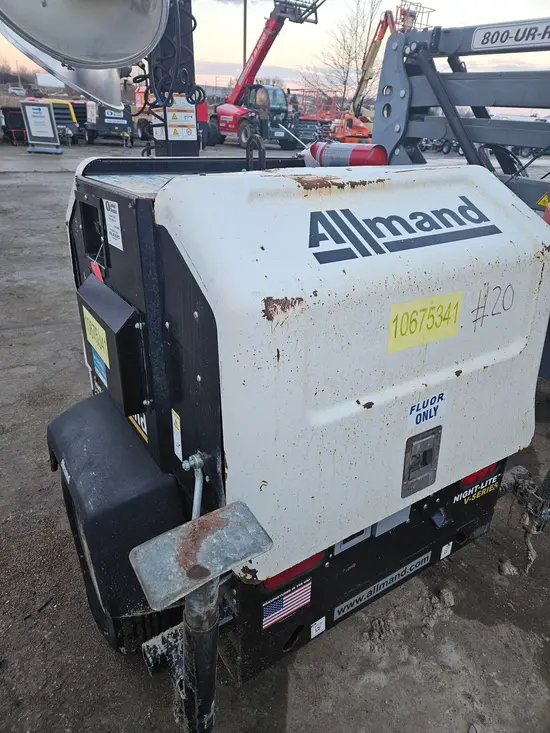 2017 Allmand NIGHT-LITE PRO Portable Light Tower