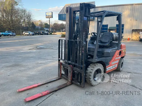 2020 Toyota 8FGU25 Warehouse Forklift