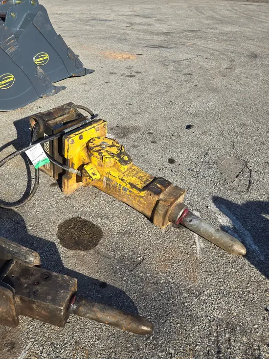2021 Epiroc SB 452 Attachment