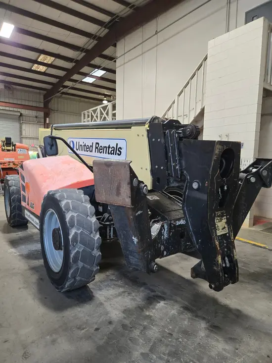 2016 JLG 1055 Forklift