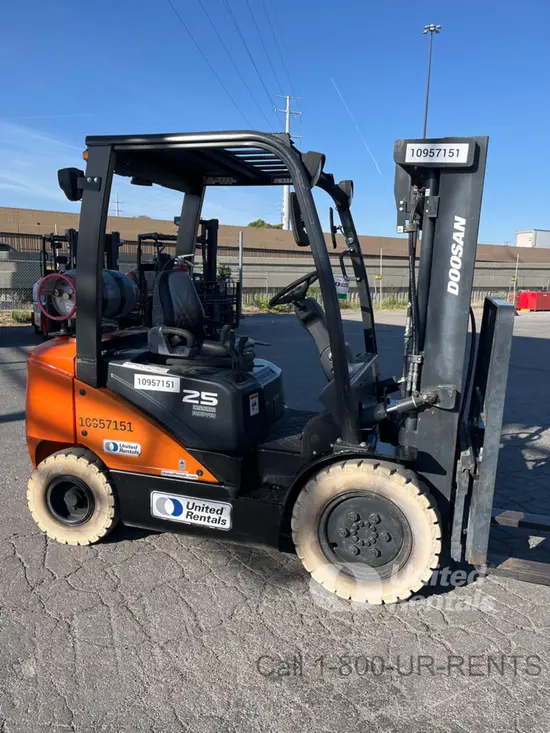 2019 Doosan G25P-7DF Warehouse Forklift