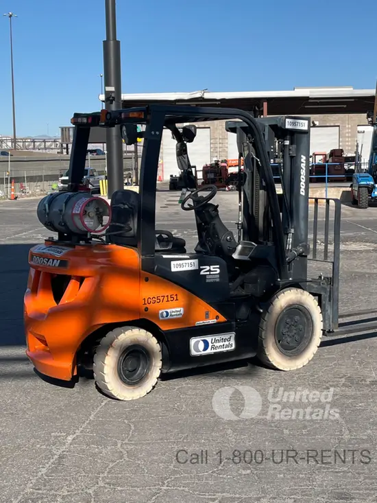 2019 Doosan G25P-7DF Warehouse Forklift