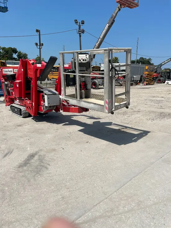 2016 TEUPEN TL69A-BAT Atrium Lift