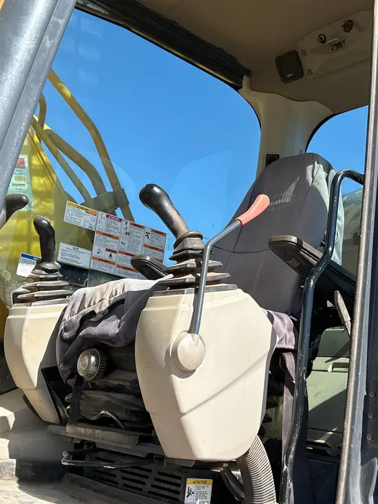 2017 Kobelco SK300LC-10 Excavator