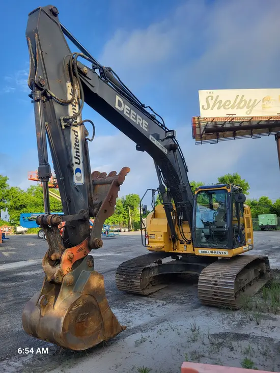 2019 John Deere 245G LC Excavator