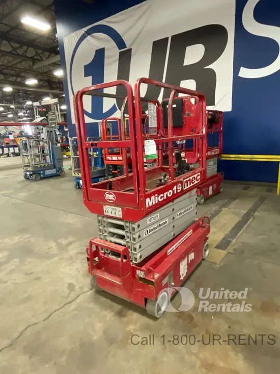 2018 MEC MICRO 19 Scissor Lift