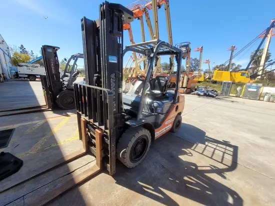 2017 Toyota 8FDU30 Warehouse Forklift