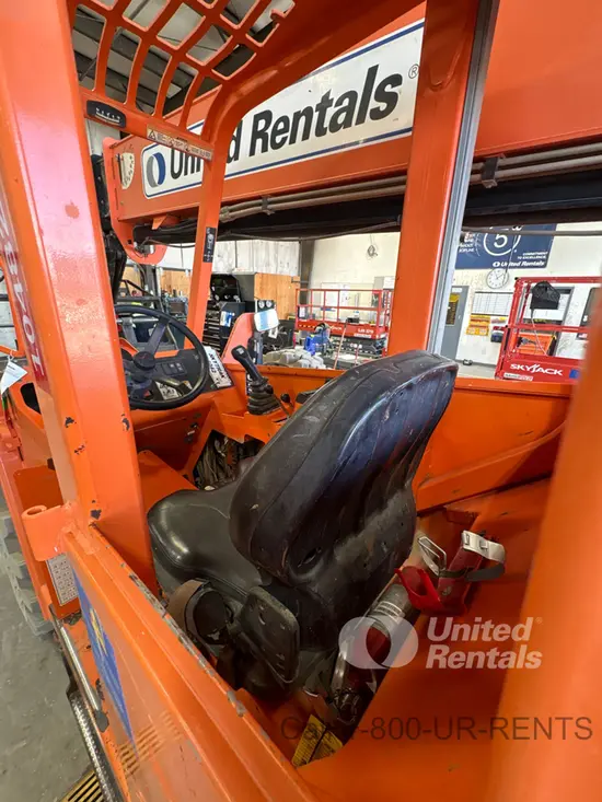 2016 SKYTRAK 6042 Forklift