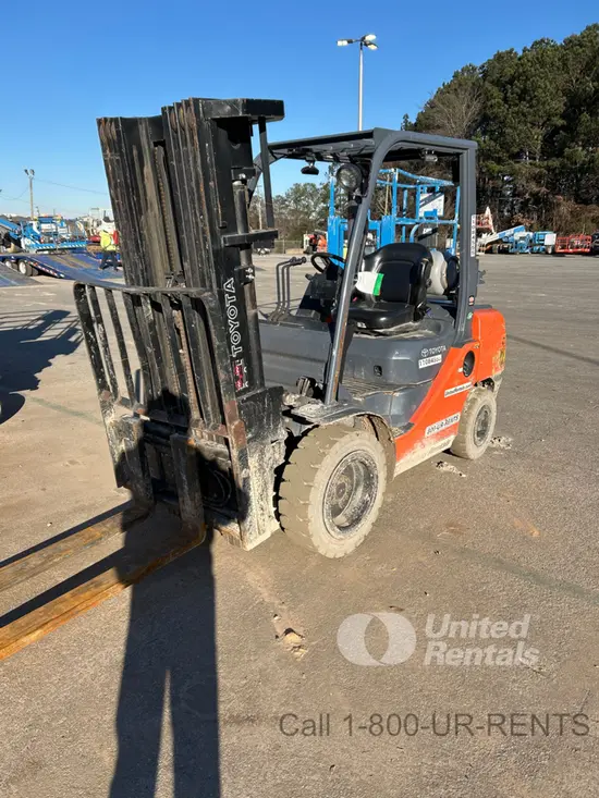 2020 Toyota 8FGU30 Warehouse Forklift