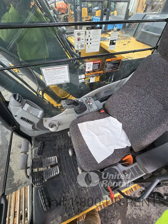 2022 John Deere 130G LC Excavator