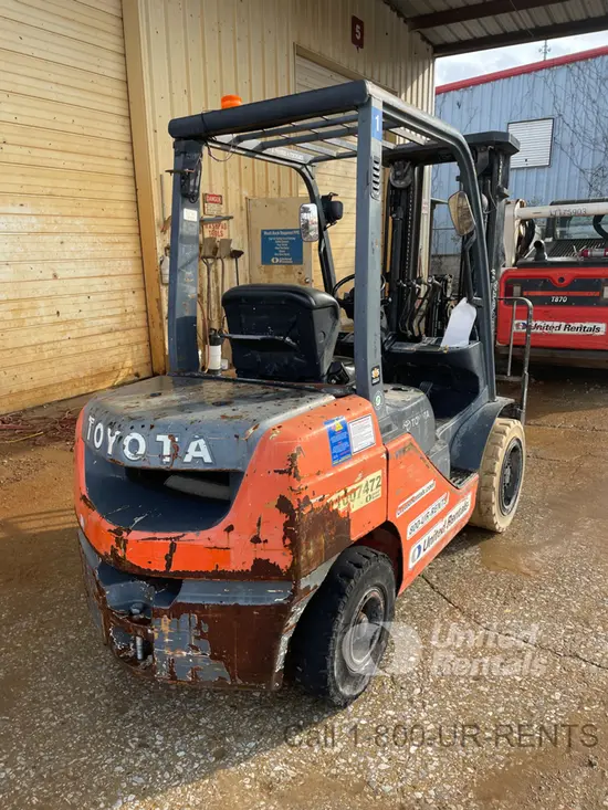 2019 Toyota 8FDU30 Warehouse Forklift