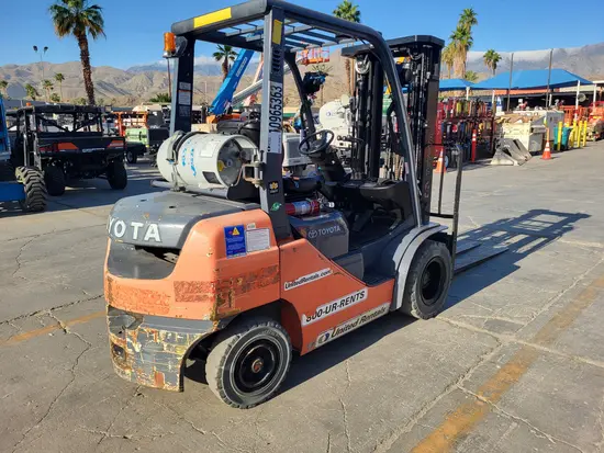 2019 Toyota 8FGU25 Warehouse Forklift