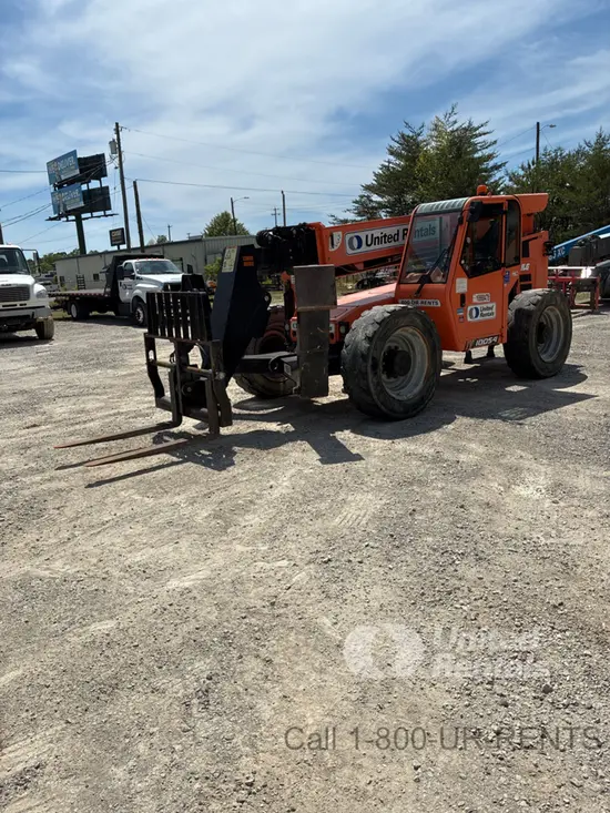2018 SKYTRAK 10054 Forklift