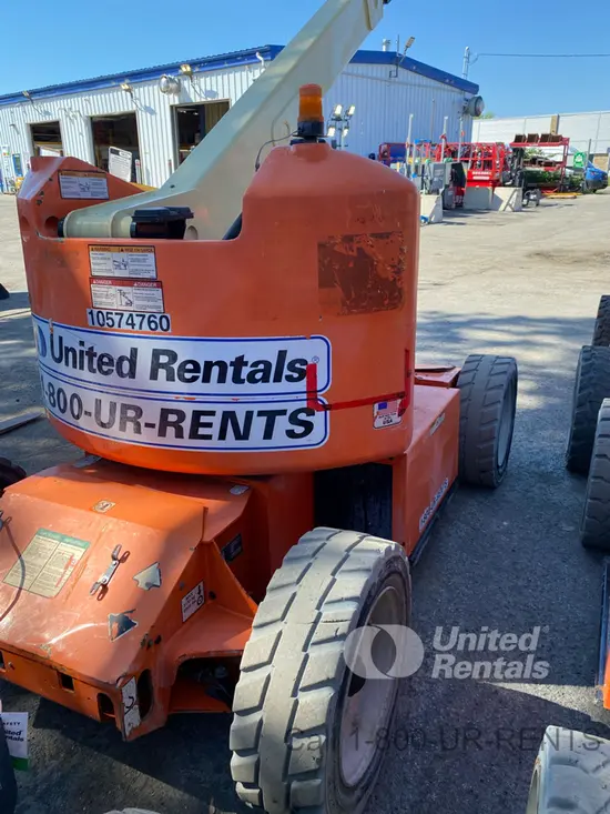 2017 JLG E450AJ Articulating Boom Lift