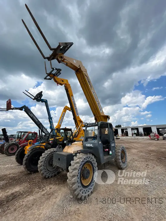 2016 Gehl RS8-42 Forklift