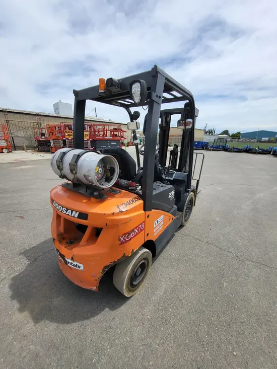 2022 Doosan G25P-7DF Warehouse Forklift