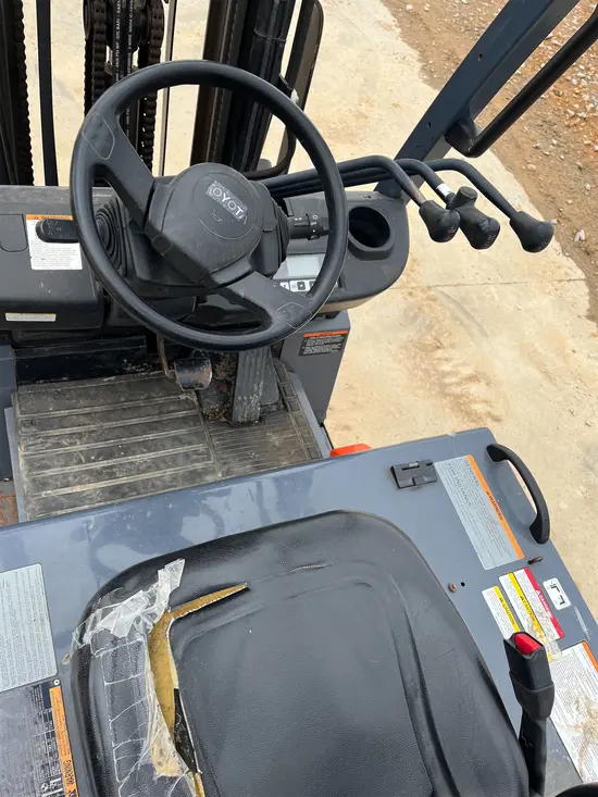 2018 Toyota 8FBCU25 Warehouse Forklift