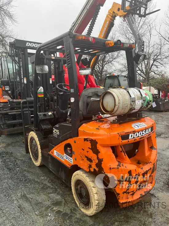2019 Doosan G25P-7DF Warehouse Forklift