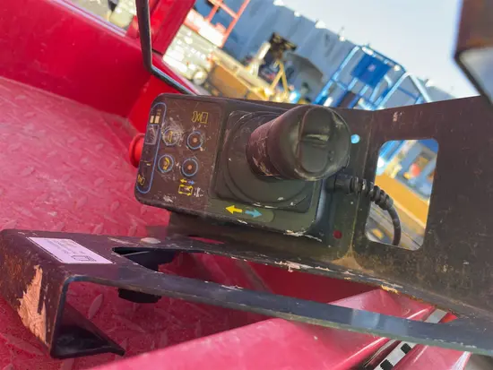 2018 MEC MICRO 19 Scissor Lift