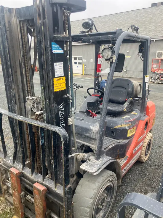 2019 Toyota 8FDU30 Warehouse Forklift