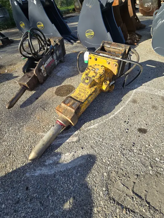 2021 Epiroc SB 452 Attachment