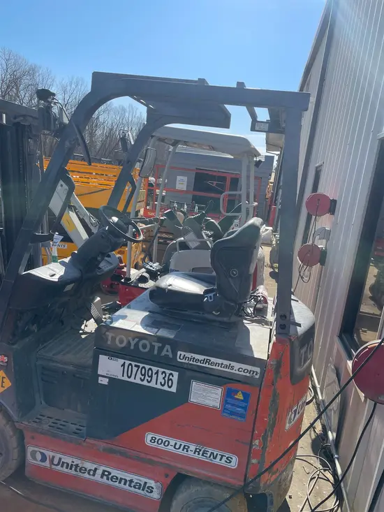 2018 Toyota 8FBCU25 Warehouse Forklift